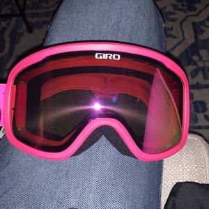 Brand new snow, sports goggle, size adult color. Giro Cruz